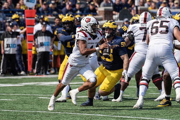 Mason Graham (55) and Kenneth Grant (78)