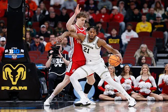 Morez Johnson Jr. (21)