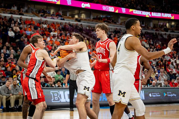Will Tschetter (42) and Nimari Burnett (4)