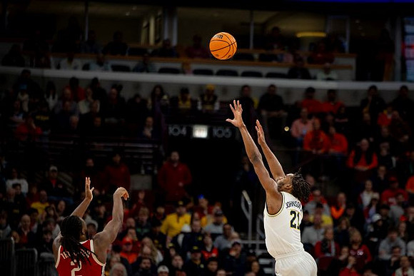 Morez Johnson Jr. (21)