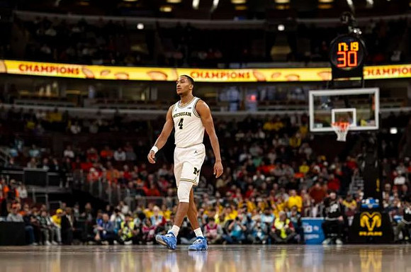 Nimari Burnett (4)