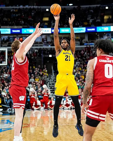 Morez Johnson Jr. (21)