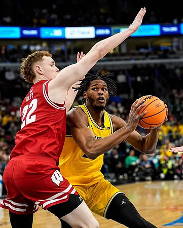 Morez Johnson Jr. (21)