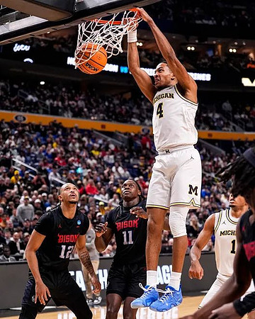 Nimari Burnett (4) and Trey McKenney (1)