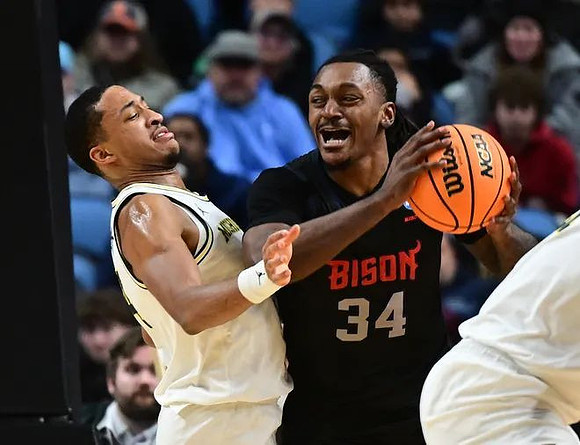 Nimari Burnett (4)