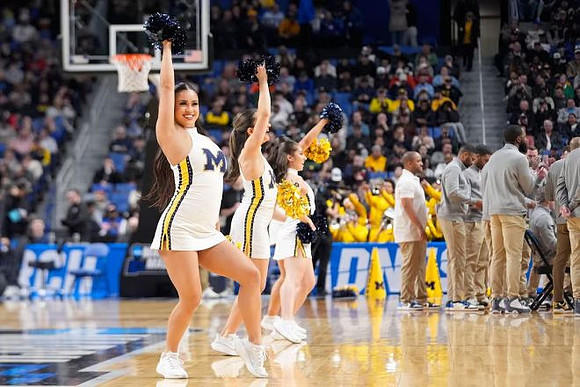 Michigan Cheerleaders
