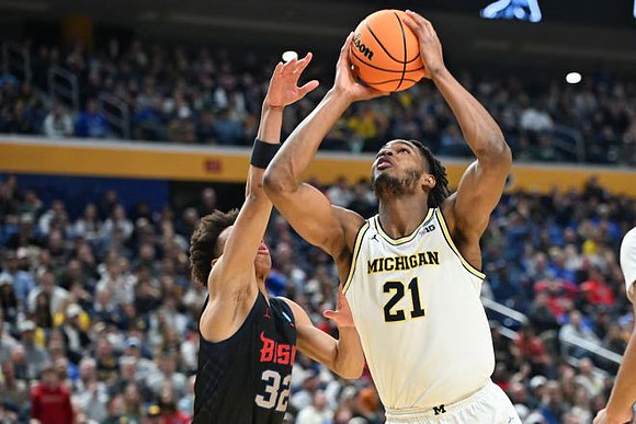 Morez Johnson Jr. (21)