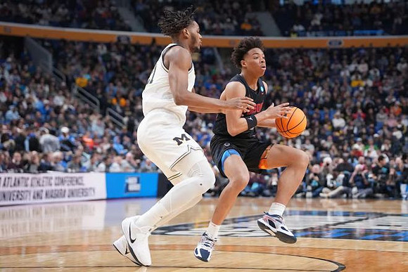 Morez Johnson Jr. (21)