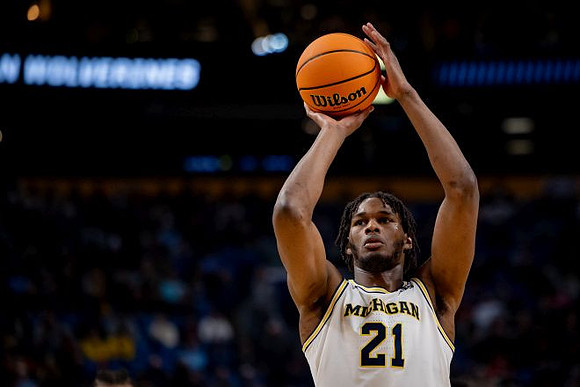 Morez Johnson Jr. (21)