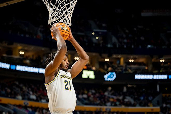 Morez Johnson Jr. (21)