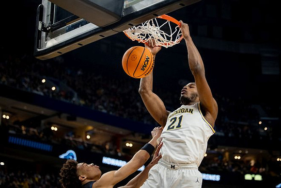 Morez Johnson Jr. (21)