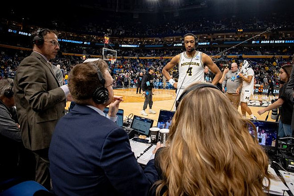 Nimari Burnett (4)