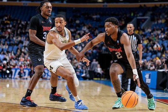Nimari Burnett (4)