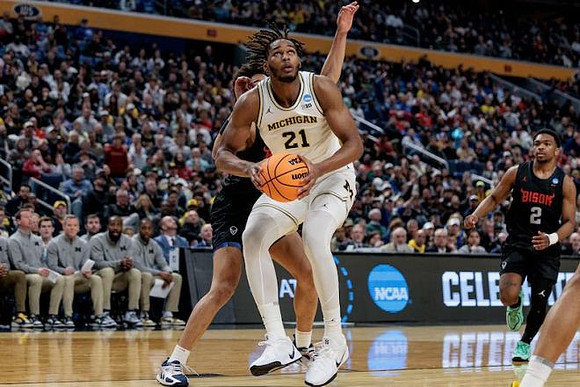 Morez Johnson Jr. (21)