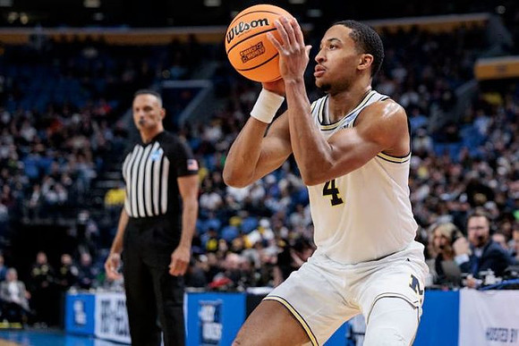 Nimari Burnett (4)