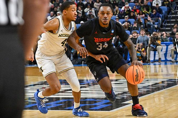 Nimari Burnett (4)