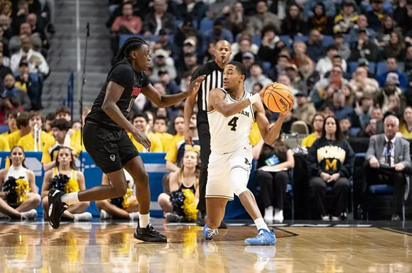 Nimari Burnett (4)