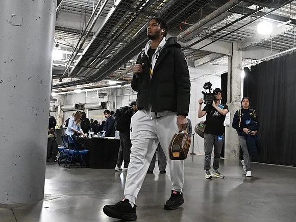 Morez Johnson Jr. (21)