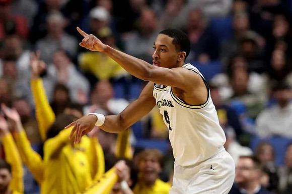Nimari Burnett (4)