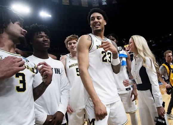 Elliot Cadeau (3), L.J. Cason (2), Oscar Goodman (5), Yaxel Lendeborg (23), and Morez Johnson Jr. (21)