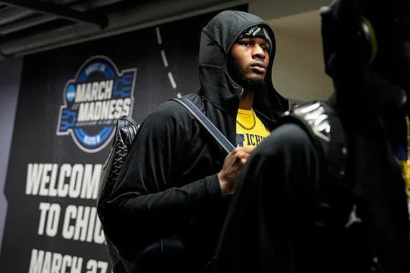 Morez Johnson Jr. (21)