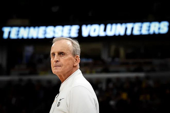 Tennessee Head Coach Rick Barnes