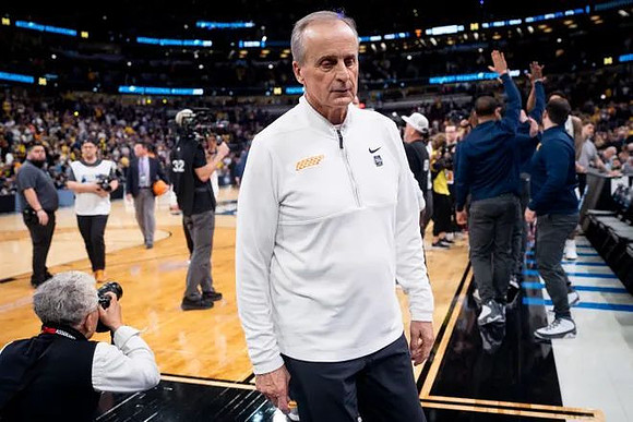 Tennessee Head Coach Rick Barnes