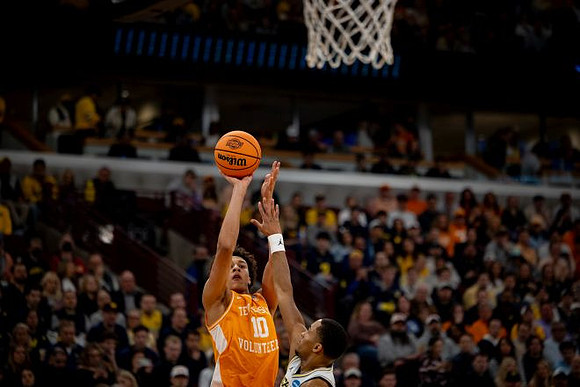 Nimari Burnett (4)