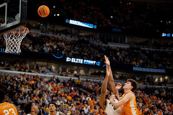 Morez Johnson Jr. (21)