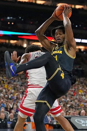 Morez Johnson Jr. (21)