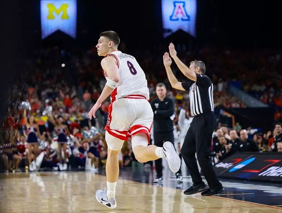 Arizona Head Coach Tommy Lloyd