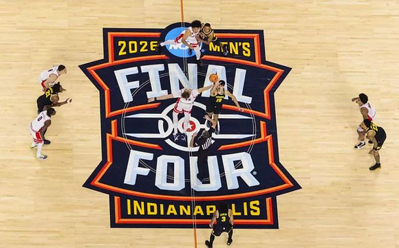 Morez Johnson Jr. (21), Elliot Cadeau (3), Aday Mara (15), Yaxel Lendeborg (23), and Nimari Burnett (4)