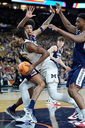 Morez Johnson Jr. (21)