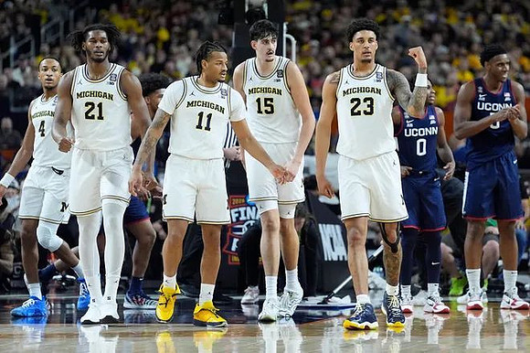 Nimari Burnett (4), Morez Johnson Jr. (21), Roddy Gayle Jr. (11), Aday Mara (15), and Yaxel Lendeborg (23)