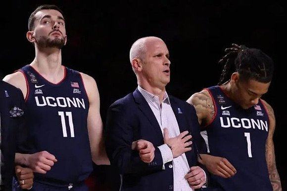 Connecticut Head Coach Dan Hurley