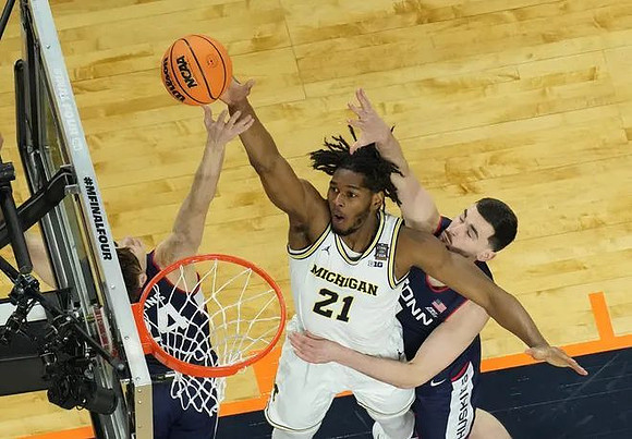 Morez Johnson Jr. (21)