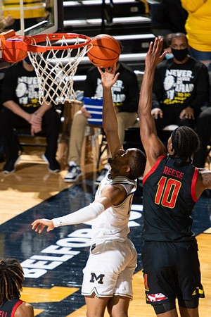 DeVante' Jones (12)