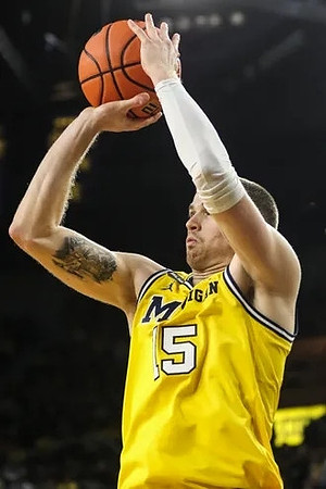 Joey Baker (15)