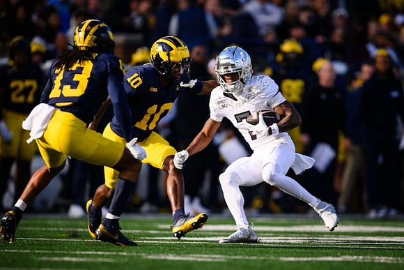 Wesley Walker (13) and Zeke Berry (10)