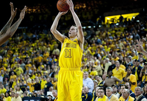 Nik Stauskas (11)