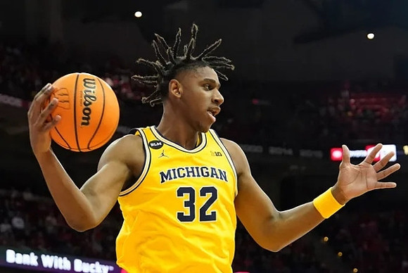 Tarris Reed Jr. (32)