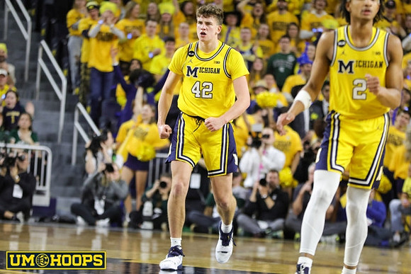 Will Tschetter (42) and Kobe Bufkin (2)