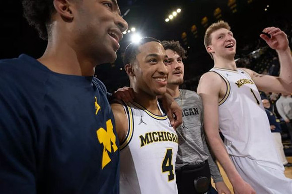 Jace Howard (7), Nimari Burnett (4), Ian Burns (14), and Danny Wolf (1)