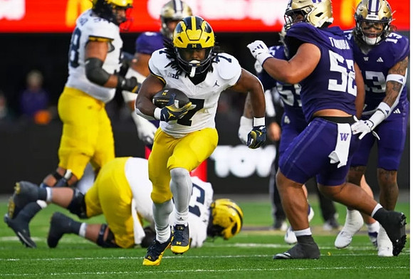 Donovan Edwards (7)