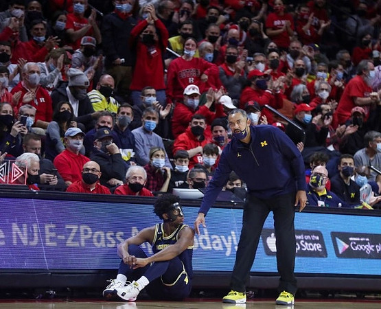 Jace Howard (25) and Juwan Howard