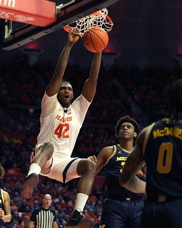 Tarris Reed Jr. (32) and Dug McDaniel (0)