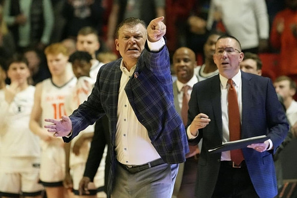 Illinois Head Coach Brad Underwood