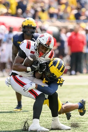 Ja'Den McBurrows (18)