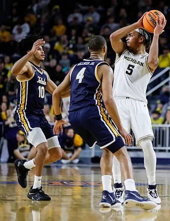Terrance Williams II (5)