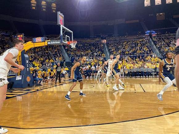 Will Tschetter (42) and Hunter Dickinson (1)